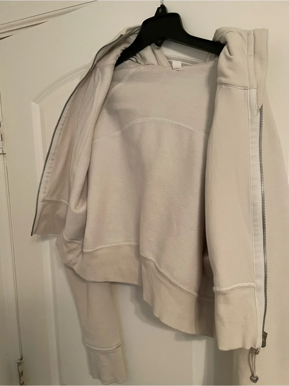 Lululemon Cropped Full Zip Hooded Scuba Bone, Size 12